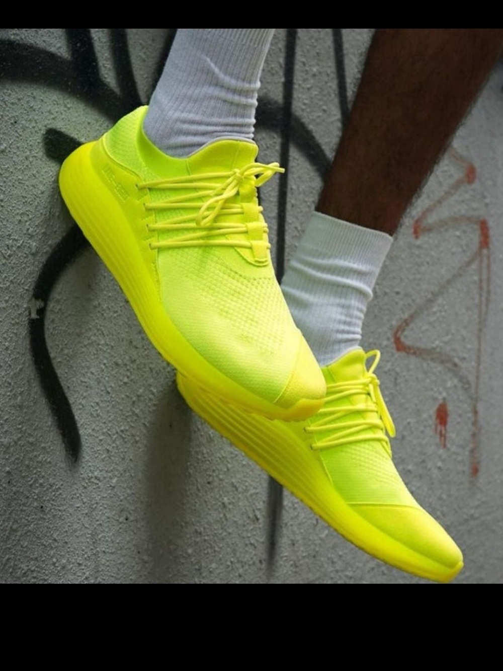 Men's Lane Eight Neon Yellow Lace-Up Athletic Sneakers Running Gym Hiking Shoes